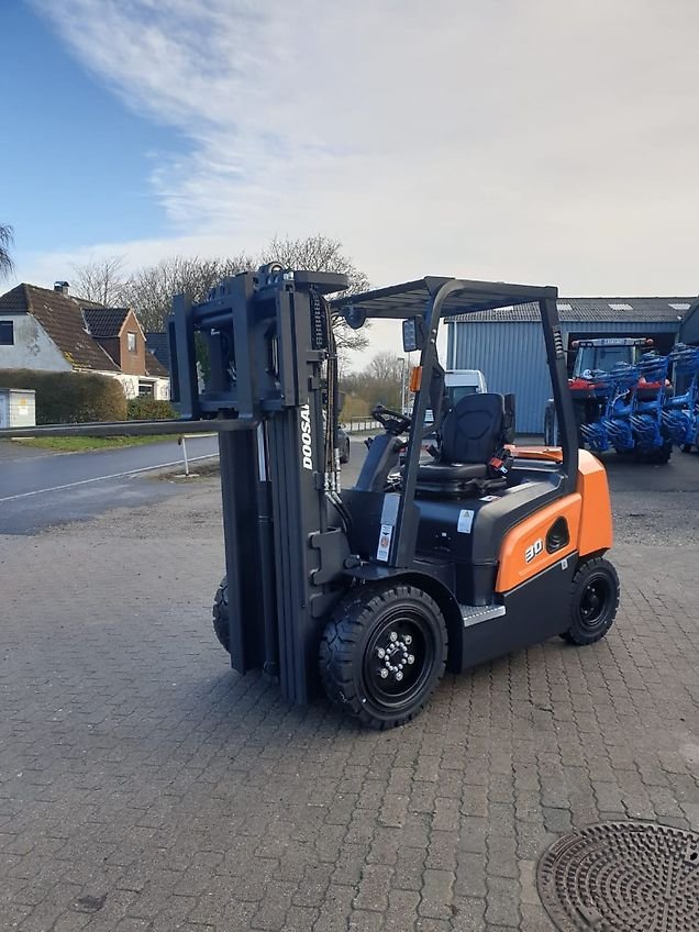 Chariot élévateur DOOSAN D30 NXP – Image 12