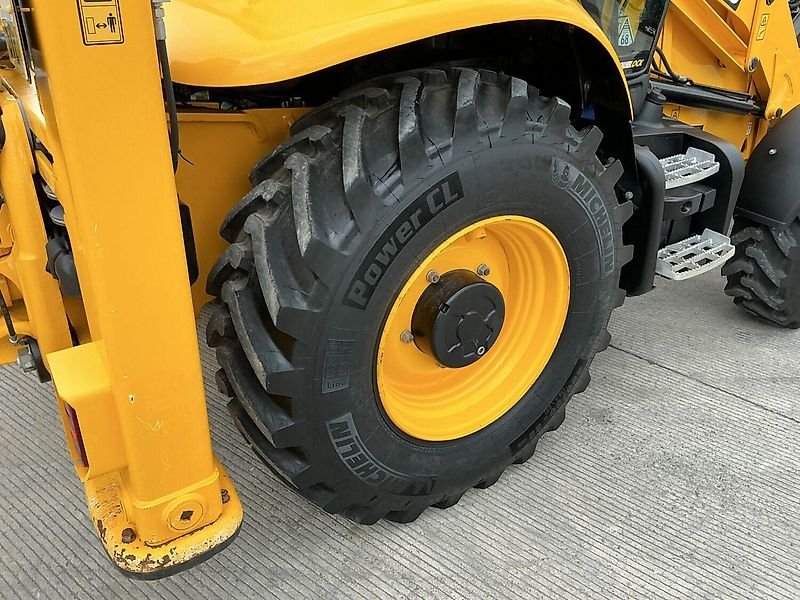Tractopelle JCB 3CX – Image 13