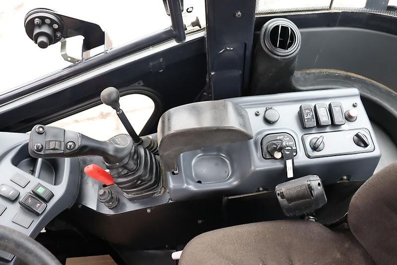 Kubota RO65HW T4F – Image 17