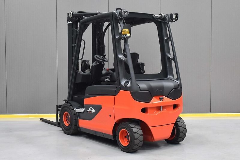 Chariots électriques Linde E 25-01 – Image 2