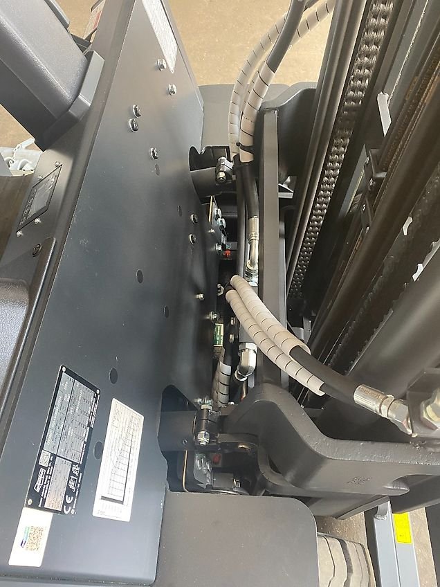 Chariot élévateur DOOSAN D30 NXP – Image 7